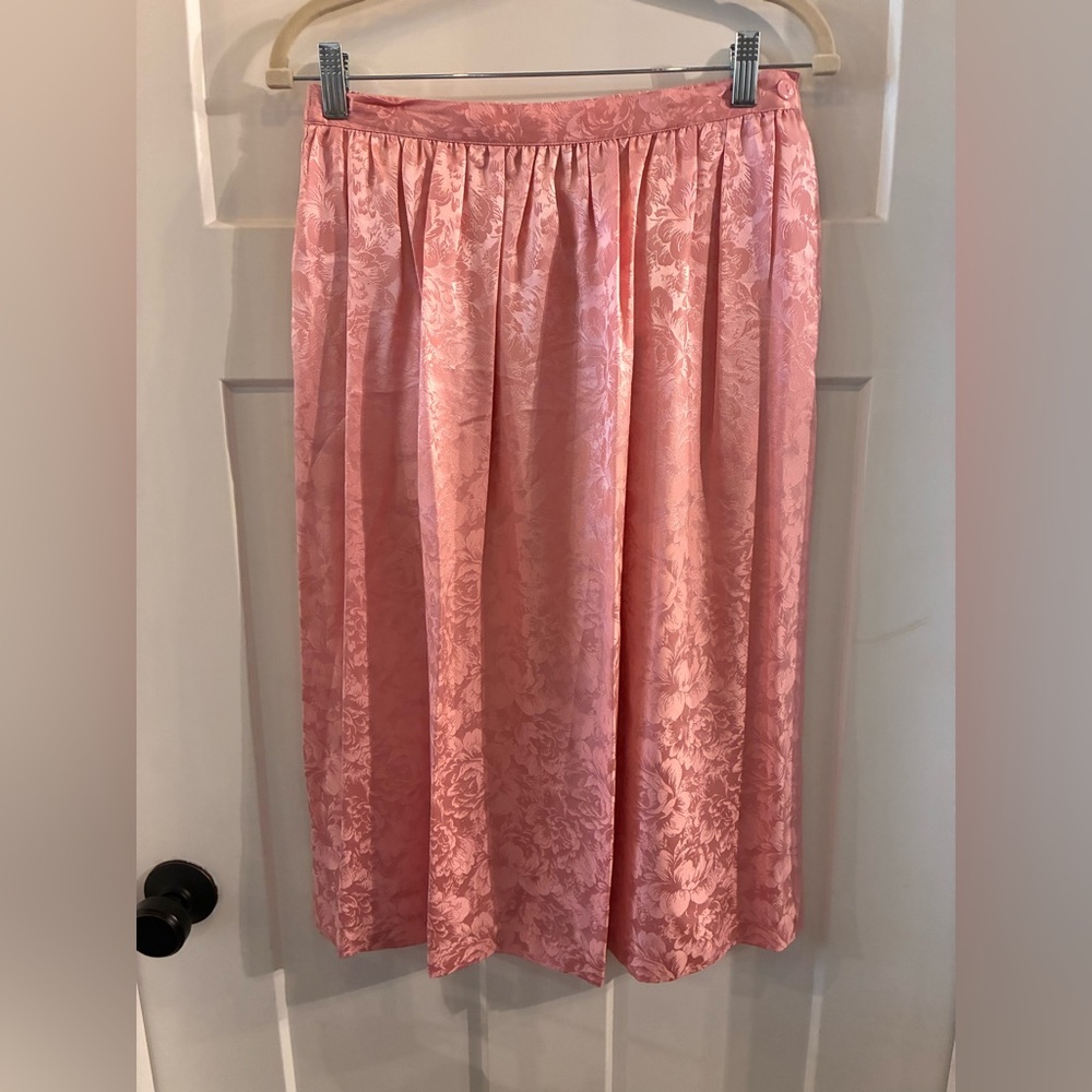 Floral Jacquard Midi Skirt in Silk Pink